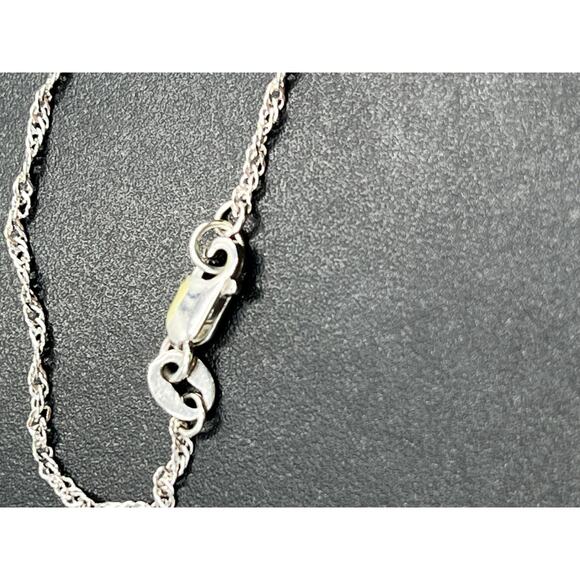 N 925 Sterling Silver Vermeil Our Lady of Guadalupe Pendant and Singapore chain. - Picture 3 of 10